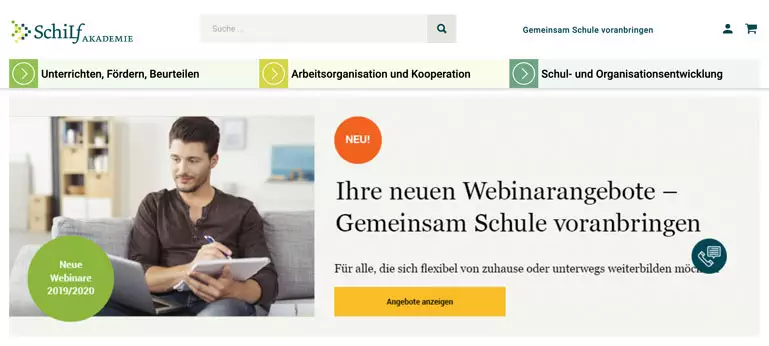 handzeichen-teilnehmer-webinar-raum